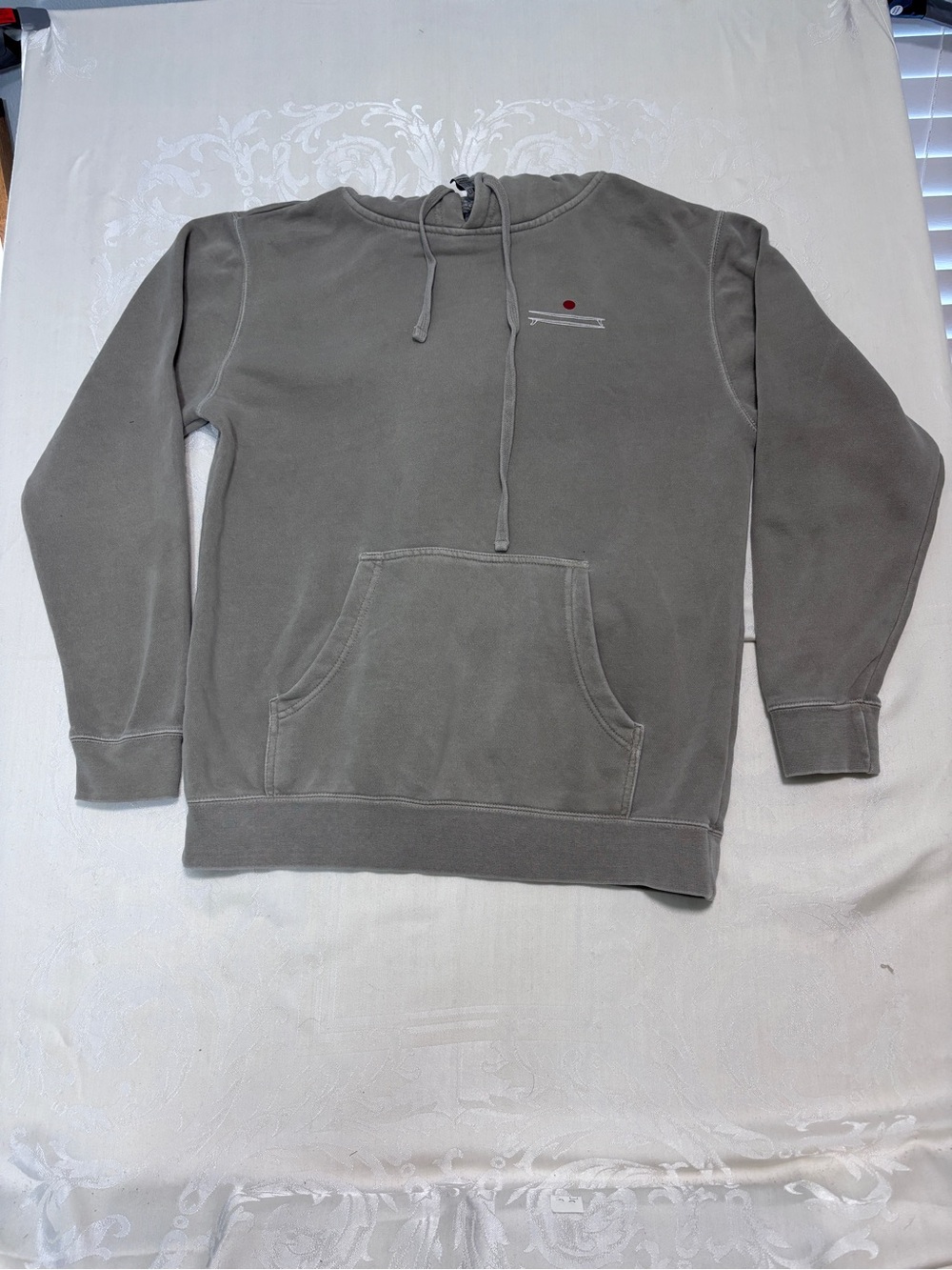 Men's Gray Pullover Ski Hoodie - Minimal Chest Detail